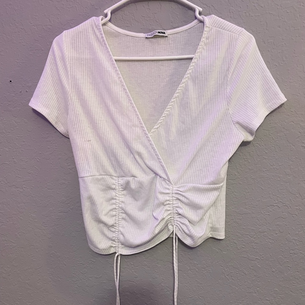 White cropped Fashion Nova V neck